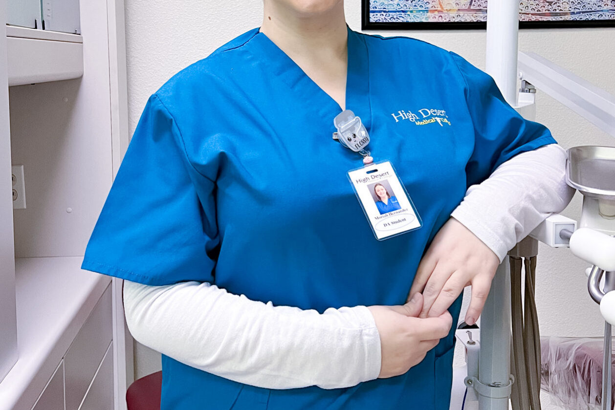Moriah Hernandez_Dental Assisting_-2